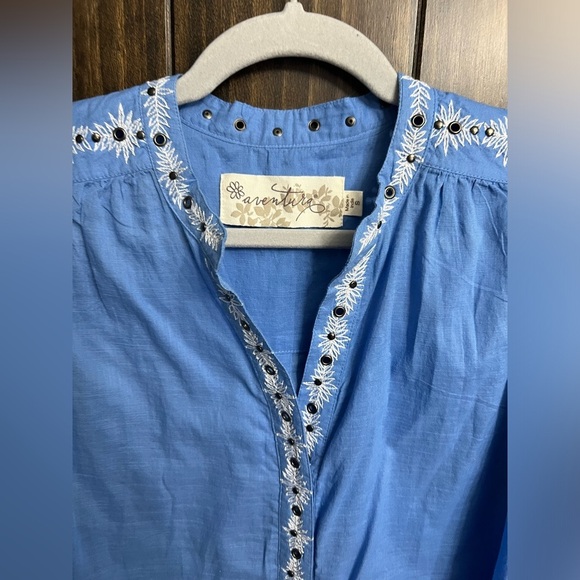 Aventura Blue Embroidered Sleeveless Top-size:small - Picture 7 of 10